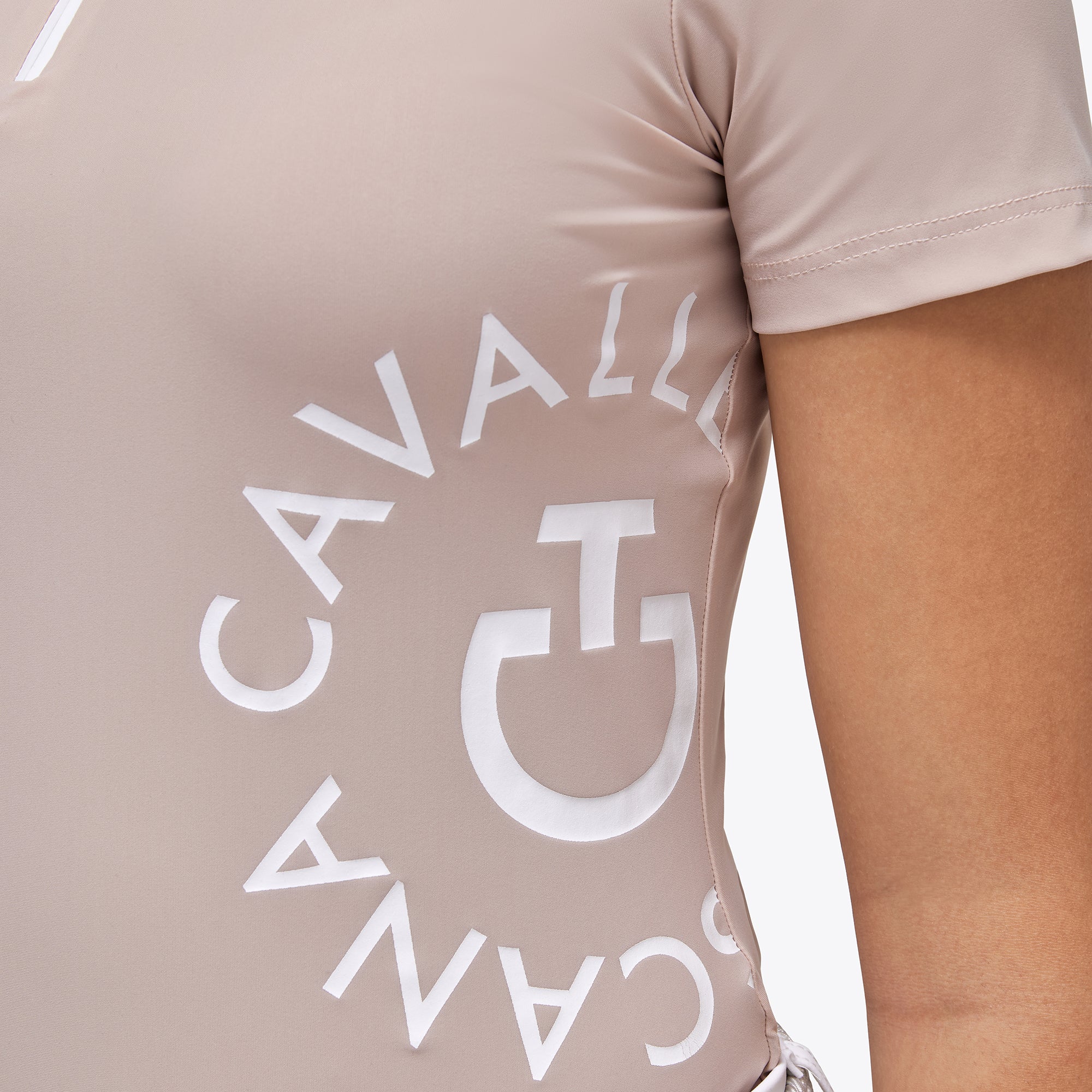 Champion's Choice - Das ultimative Reißverschluss-Shirt für Mädchen