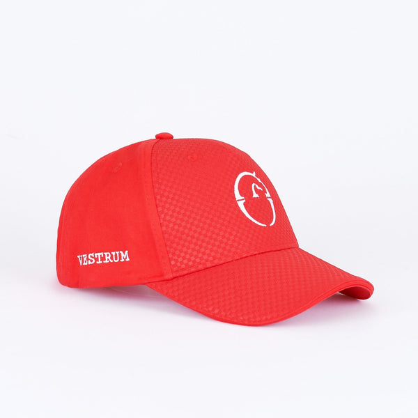 Vestrum Baseball Cap Carrara Rot ist die perfekte Wahl für Reiter, Reiterinnen, Sportler und Modebegeisterte. Die Baseballkappe besticht durch ihr elegantes Design und die hochwertige Verarbeitung. Mit ihrem klassischen Rotton ist sie ein echter Hingucker. Ideal für den sportlichen Look oder als modisches Accessoire. Hol dir jetzt deine Vestrum Baseball Cap Carrara Red!