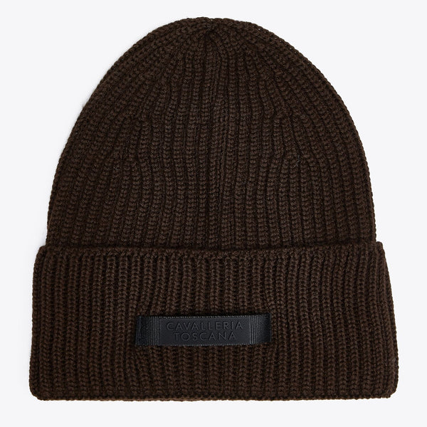 Beanie made of merino wool in chocolate brown