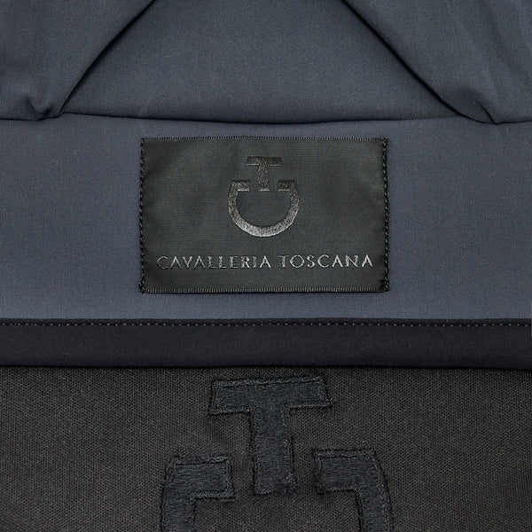 Cavalleria Toscana Ohrenhaube Jersey Anthrazit Schwarz Detailansicht
