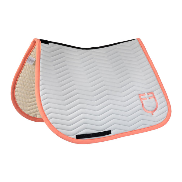 EQUESTRO Wave Quilting Springsattelpad aus Funktionsstoff