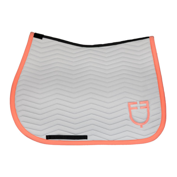 EQUESTRO Wave Quilting Springsattelpad aus Funktionsstoff
