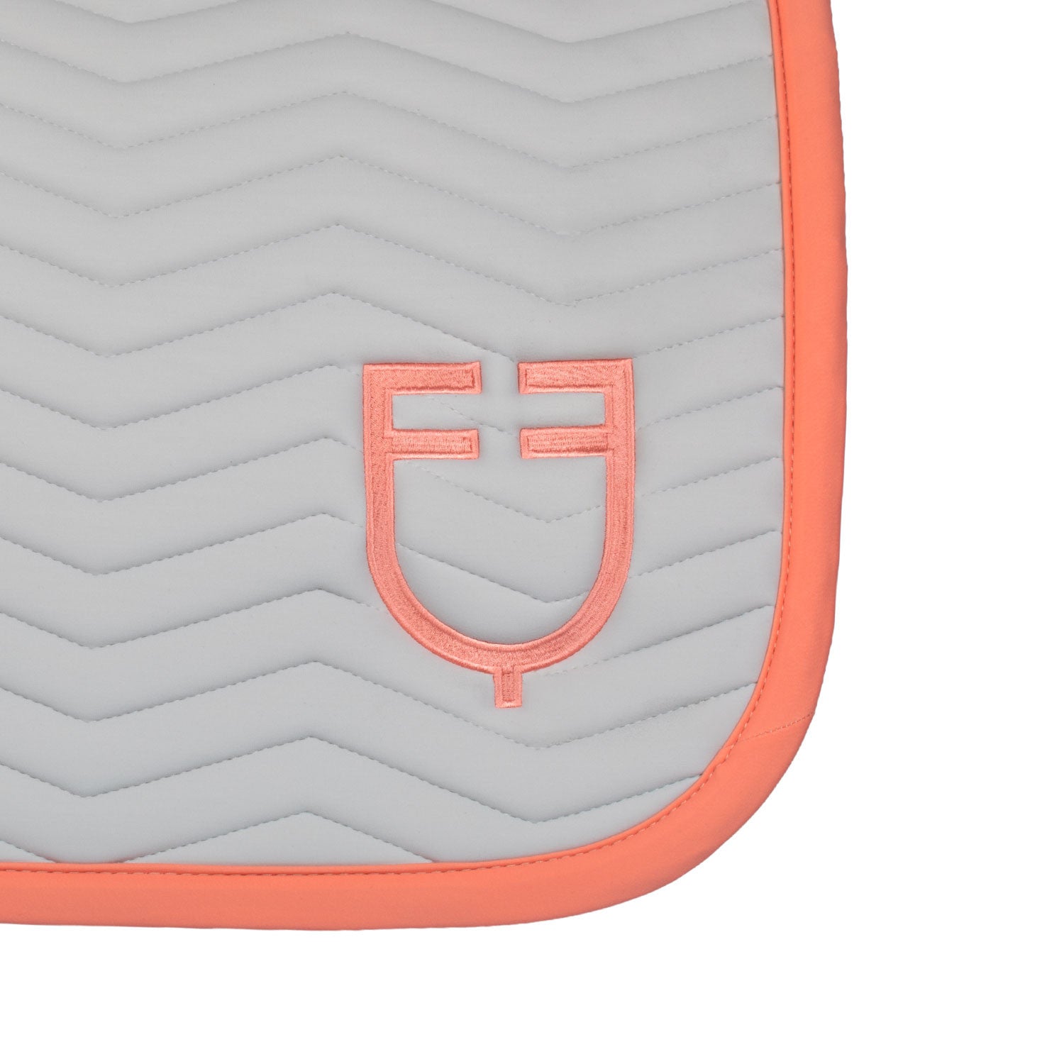 Equestro – WAVE QUILTING SPRINGSATTELPAD AUS FUNKTIONSSTOFF