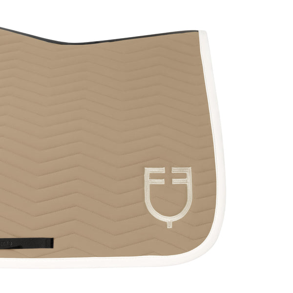 EQUESTRO Wave Quilting Springsattelpad aus Funktionsstoff – Oxford