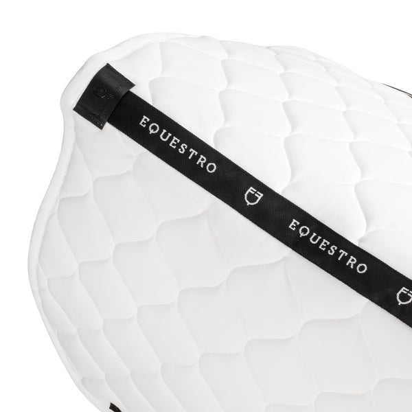 Nahaufnahme atmungsaktives Funktionsmaterial in Weiß