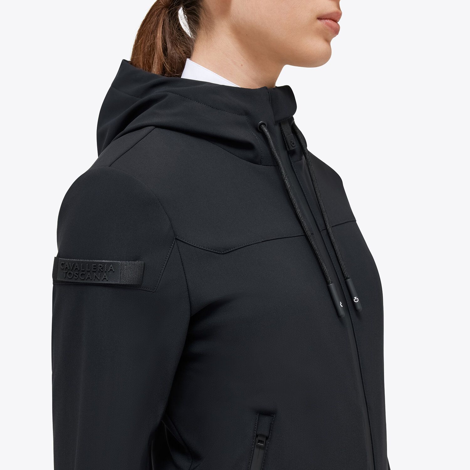 Softshell jacket for women in black