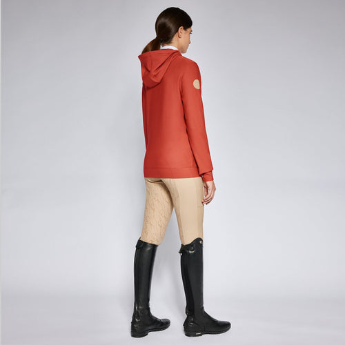 Cavalleria Toscana präsentiert das Women's Hoodie in Earthenware: Stilvoll, bequem & funktional. Verleihe Deinem Look das gewisse Etwas – gleich bestellen!