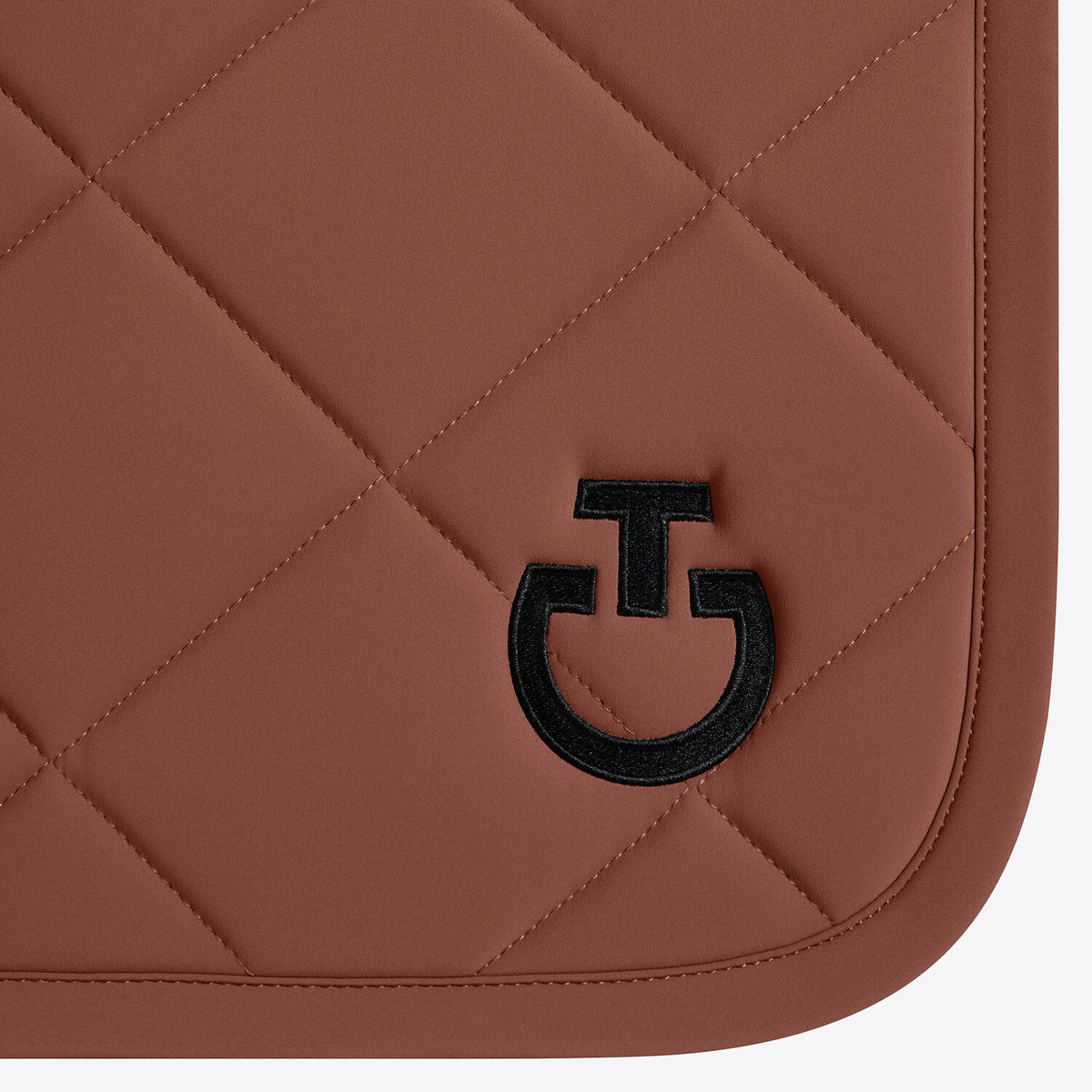 Cavalleria Toscana Springschabracke Mink am Pferd