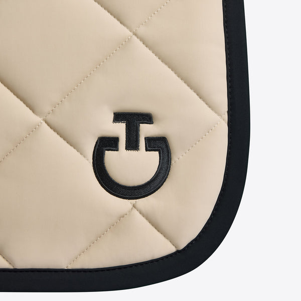 Cavalleria Toscana Dressurschabracke Beige Schwarz am Pferd