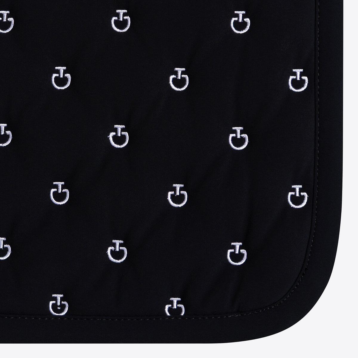 Cavalleria Toscana Springschabracke Logostickerei Schwarz am Pferd