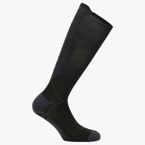 These socks are made from highly breathable fabric, tha quickly eliminates moisture to keep the optimum temperature. The high quality fibers used are hypoallergenic, antibacterial and antimicotic. The technical material is highly durable to abrasion and friction: even after several washes it keeps its dimensions and colours, and doesn't felt or pill. The socks are refined by a R-Evo logo embroidery and provide an ergonomic structure for a perfect fit.