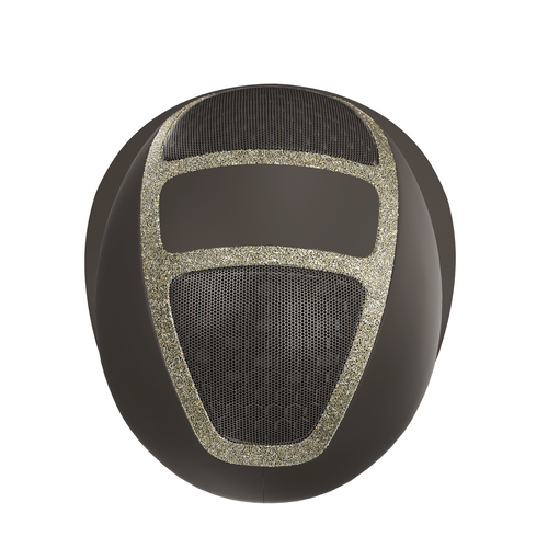 Nahaufnahme des KASK Reithelms Star Lady Frame, zeigt die elegante Schale in braun und Aureum, die feinen Rahmenverzierungen und den komfortablen Kinnriemen.