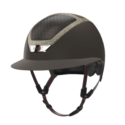 KASK Reithelm Star Lady Frame in braun und Aureum – Handgefertigt in Italien, mit eleganten Details in Goldtönen und hochwertigem Kinnriemen aus synthetischem Leder.