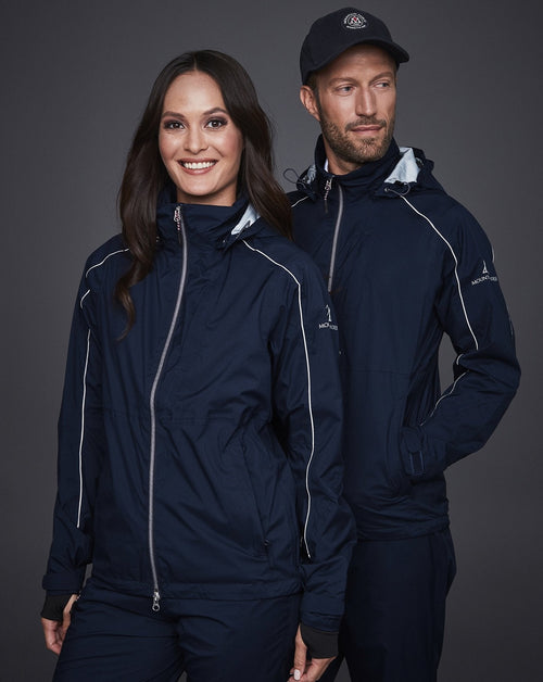 MOUNTAIN HORSE GUARD TEAM JACKET in navyblau, getragen von Mann und Frau, Frontansicht