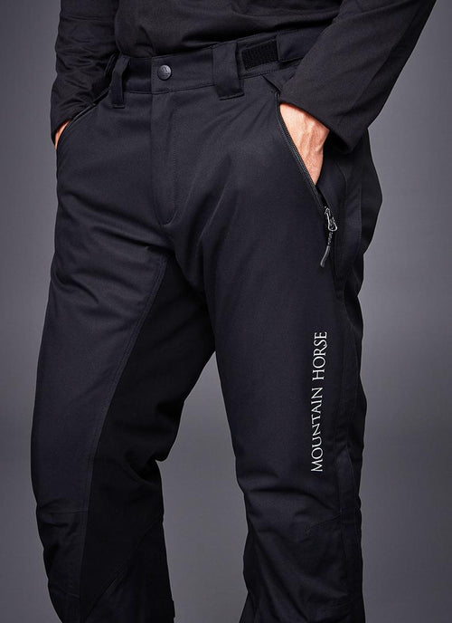 MOUNTAIN HORSE MOVEMENT PANT in schwarz, Frontansicht, getragen